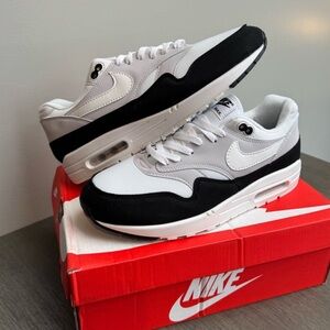 Nike Men's Air Max 1